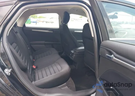 2015 Ford Fusion Hybrid Se z USA, uszkodzony, nr VIN 3FA6P0LU1FR218449